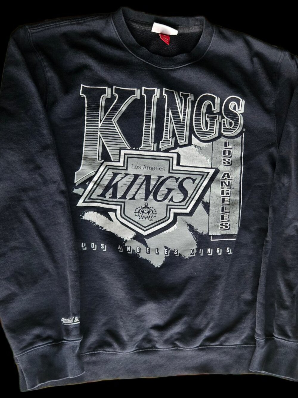 ​Mitchell & Ness Los Angeles Kings Retro Distressed Crewneck Sweatshirt Large